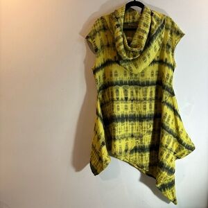 BRYNE WALKER Sz S Tunic Asymmetrical Cowl Neck Tie Dye Pattern Oversized
